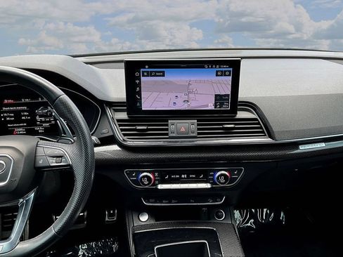 Used 2021 Audi SQ5 Premium Plus w/ Premium Plus Package AWD/4WD image 9