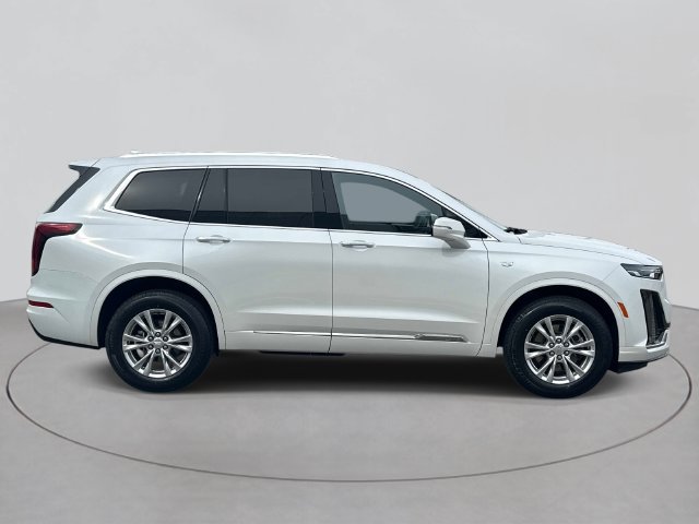Certified 2024 Cadillac XT6 Luxury w/ LPO, Floor Liner Package AWD/4WD image 35