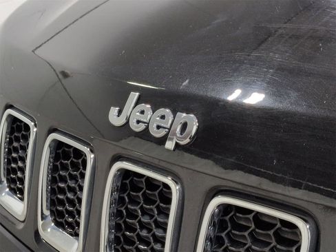 Used 2019 Jeep Compass Limited image 12