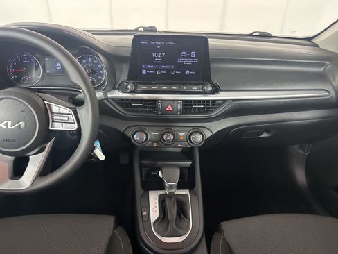 Used 2024 Kia Forte LXS w/ LXS Technology Package FWD image 10