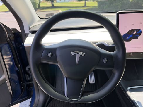 Used 2022 Tesla Model Y Performance AWD/4WD image 30