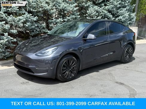 Used 2024 Tesla Model Y Long Range AWD/4WD image 1
