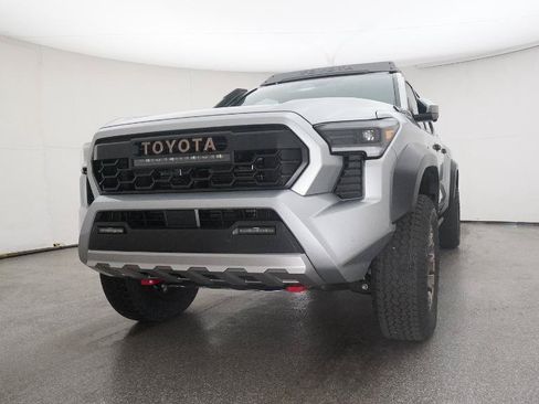 New 2025 Toyota Tacoma 4x4 Double Cab Hybrid image 92