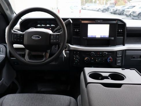 New 2026 Ford F250 XL w/ XL Off-Road Package image 5
