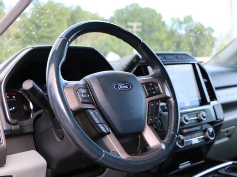 Used 2022 Ford F350 Limited AWD/4WD image 19
