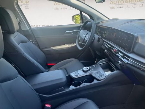 New 2026 Kia Sportage EX AWD/4WD image 15