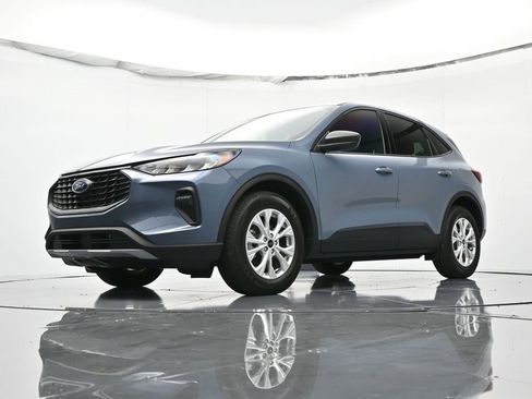 Certified 2025 Ford Escape Active image 42