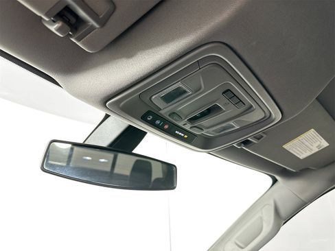 Used 2021 GMC Sierra 1500 Elevation w/ Preferred Package image 23