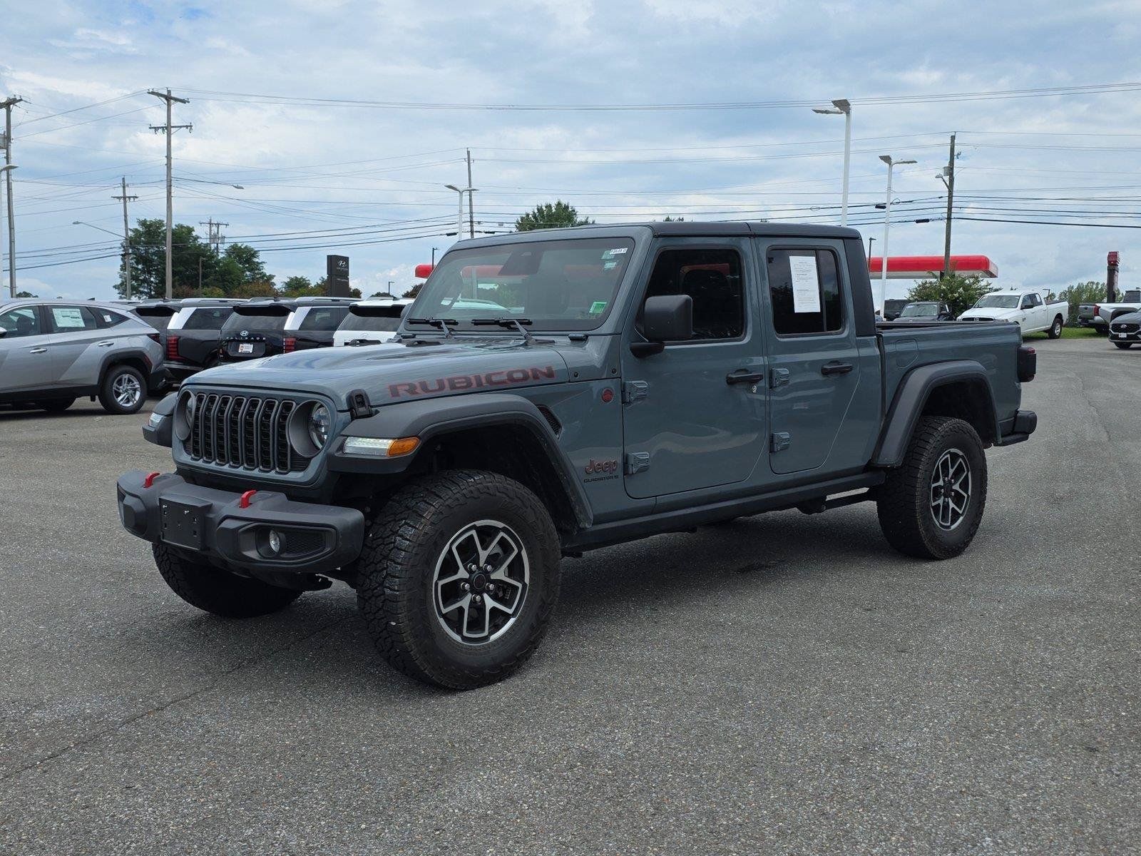 Used 2026 Jeep Gladiator Rubicon AWD/4WD image 2
