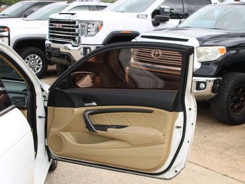 Used 2011 Honda Accord LX-S image 24