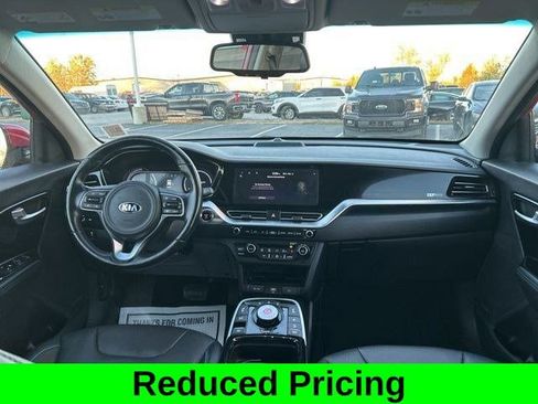 Used 2021 Kia Niro EX Premium w/ Cold Weather Package image 42