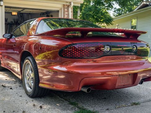 Used 2002 Pontiac Firebird Trans Am RWD image 6