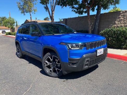 Used 2026 Jeep Cherokee Overland AWD/4WD image 2
