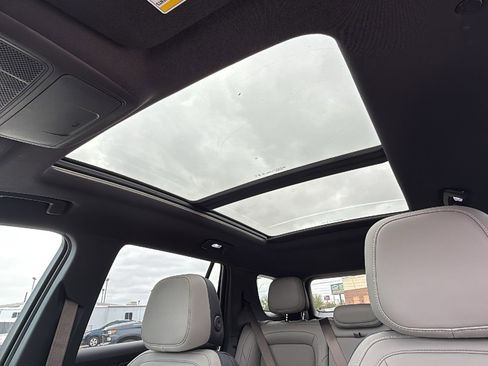 New 2026 GMC Terrain Elevation w/ Elevation Premium Package AWD/4WD image 12