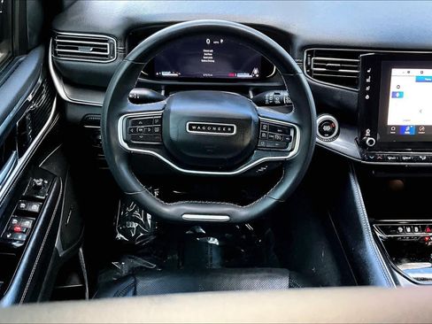 Used 2022 Jeep Wagoneer Series I w/ Convenience Group I RWD image 6