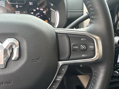 Used 2024 RAM 3500 Laramie AWD/4WD image 17