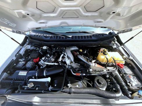 Used 2023 Ford F250 Lariat w/ Sport Appearance Package AWD/4WD image 26