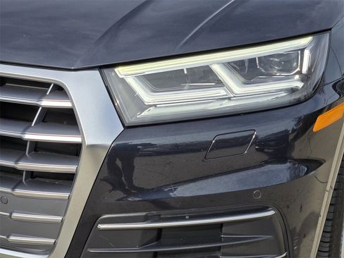 Used 2019 Audi Q5 2.0T Premium Plus w/ Premium Plus Package image 15