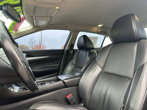 Used 2016 Nissan Maxima 3.5 SV image 12