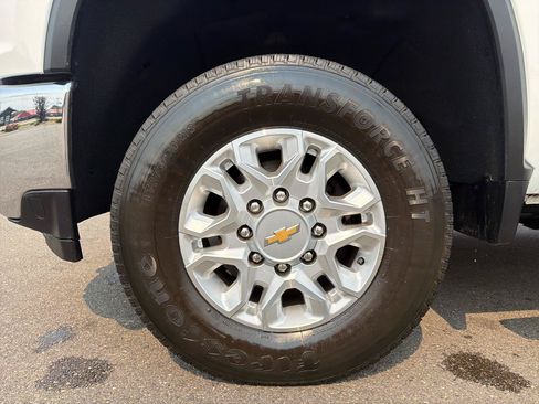 Used 2023 Chevrolet Silverado 2500 LT w/ Convenience Package AWD/4WD image 23