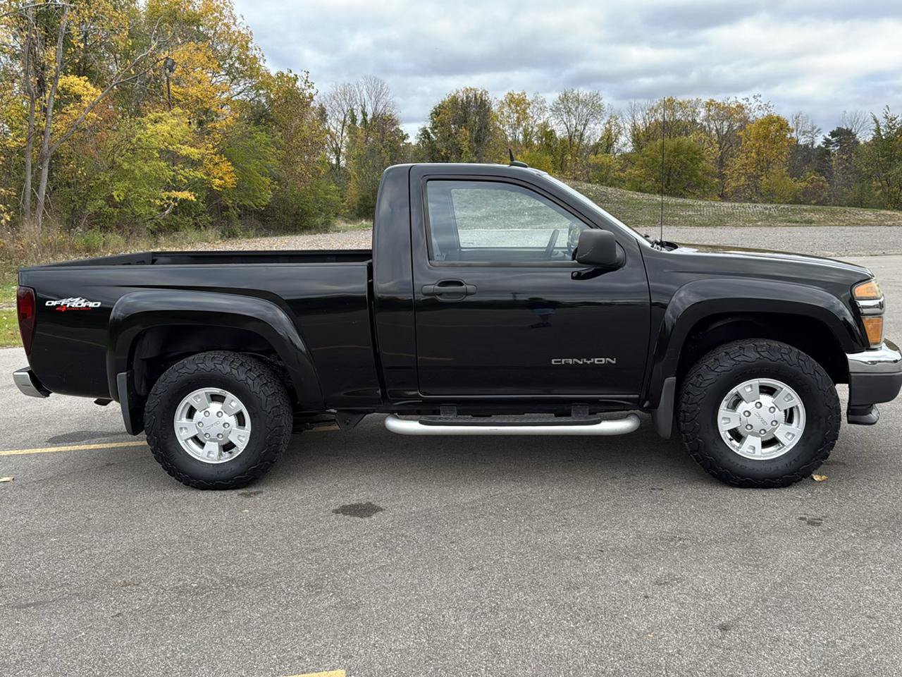 Used 2005 GMC Canyon SLE w/ Safe And Sound Package AWD/4WD image 4