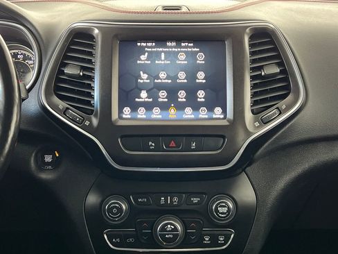 Used 2021 Jeep Cherokee Trailhawk image 20