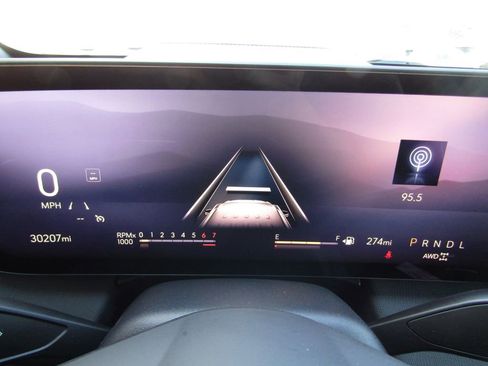 Used 2025 Buick Enclave Preferred image 30