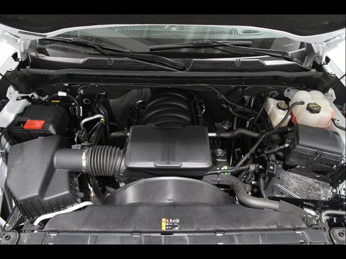 Used 2024 Chevrolet Silverado 2500 W/T image 18