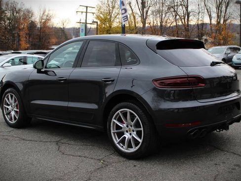 Used 2017 Porsche Macan GTS image 3