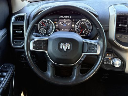 Used 2019 RAM 1500 Laramie image 28