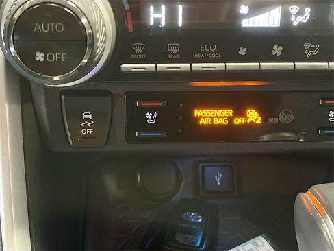 Used 2022 Toyota RAV4 Limited w/ Limited Grade Weather Package image 20