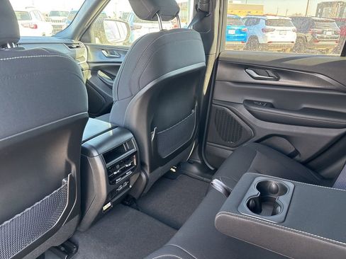 New 2026 Jeep Grand Cherokee Laredo X AWD/4WD image 25