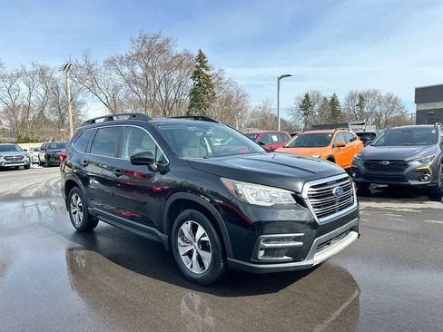 Used 2019 Subaru Ascent Premium image 15
