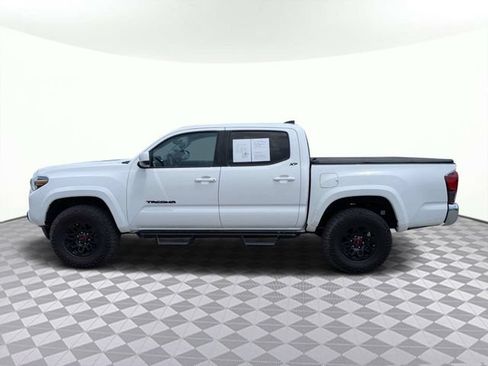 Used 2023 Toyota Tacoma SR5 RWD image 7