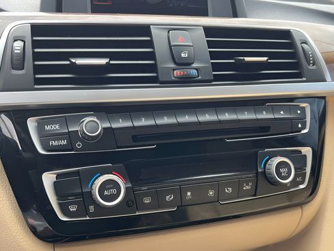Used 2018 BMW 320i Sedan RWD image 43