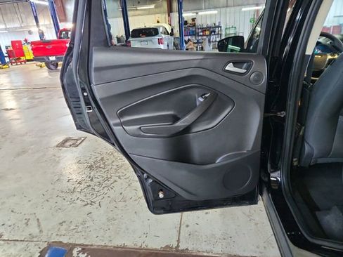 Used 2016 Ford Escape SE w/ Equipment Group 201A AWD/4WD image 20