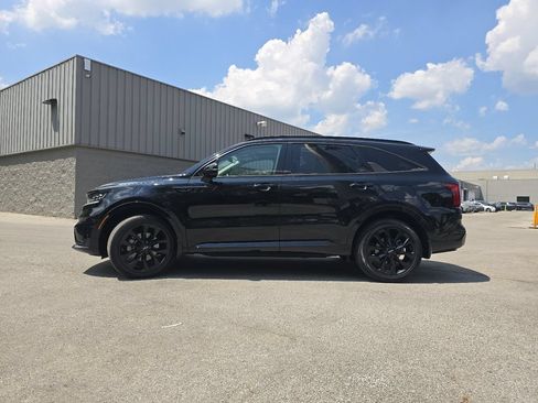 Used 2023 Kia Sorento SX FWD image 13