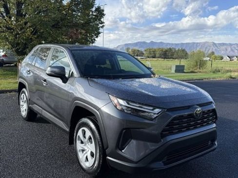 Certified 2025 Toyota RAV4 LE image 5