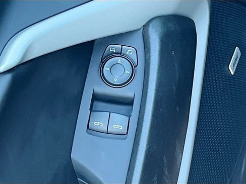 Used 2024 Chevrolet Camaro LT w/ Technology Package image 16