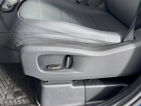 New 2026 Land Rover Defender 110 OCTA image 22