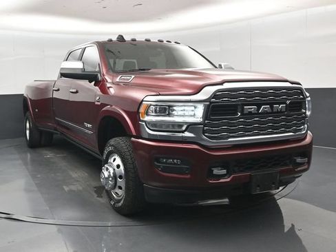 Used 2020 RAM 3500 Limited AWD/4WD image 32