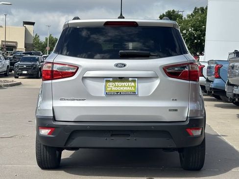 Used 2019 Ford EcoSport SE w/ SE Convenience Package FWD image 4