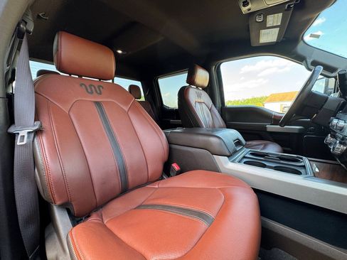 Used 2022 Ford F350 King Ranch w/ Chrome Package AWD/4WD image 31