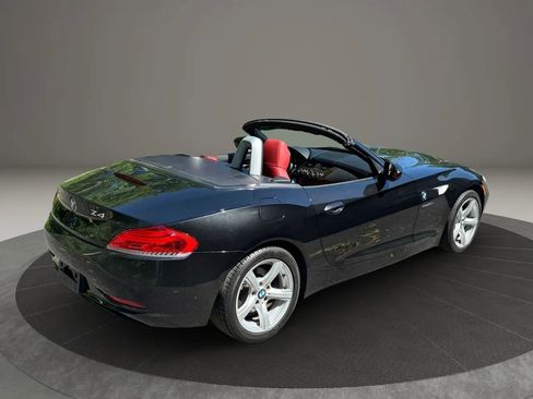 Used 2009 BMW Z4 sDrive30i RWD image 15