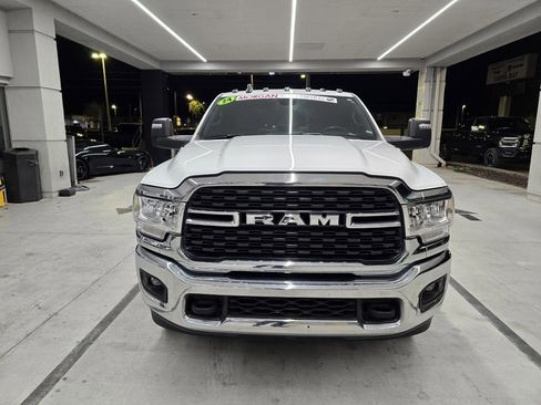 Used 2024 RAM 3500 Big Horn image 9
