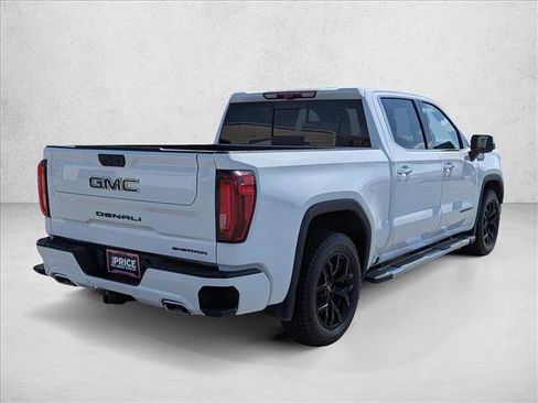 Used 2024 GMC Sierra 1500 Denali w/ Technology Package AWD/4WD image 5