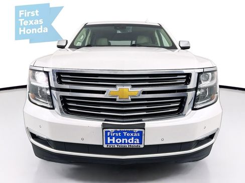 Used 2018 Chevrolet Tahoe Premier image 2