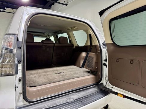 Used 2014 Lexus GX 460 image 10