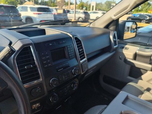 Used 2016 Ford F150 XLT AWD/4WD image 3