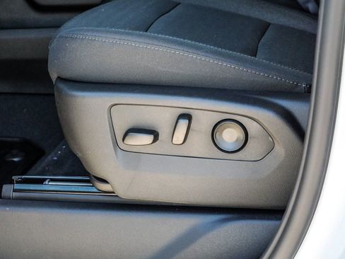 New 2026 GMC Sierra 3500 SLE w/ SLE Convenience Package image 25